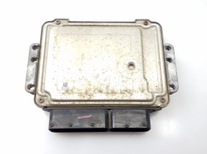 Opel Astra H (2004–2010) Motorsteuergerät 55560810 - 4