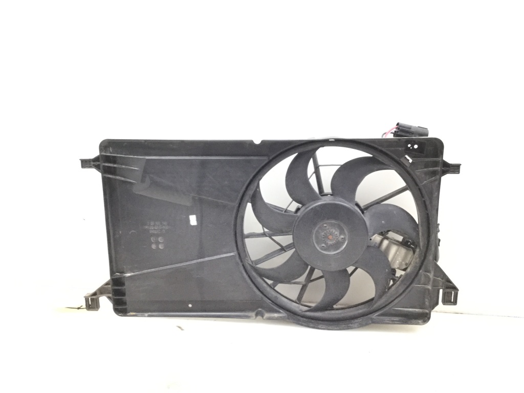 VOLVO S40 2 generation (2004-2012) Radiateur de ventilateur de refroidissement du moteur 25110148