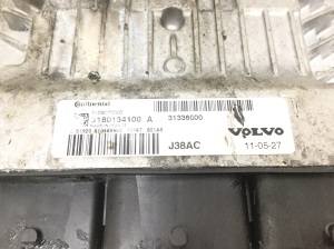VOLVO S40 II (2004–2013) Vehicle starting system - 3
