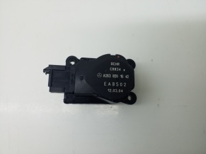   Heater flap actuator  - A2038201642 