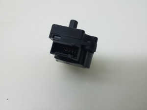 Mercedes Benz C-Class 203 (2000–2007) Salongi soojenduse klapi mootor A2038201642 - 3
