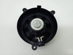 Mercedes Benz CLC-Class 203 (2001–2007) Rear side door speaker A2038201702 - 2