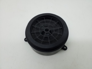   Rear side door speaker 