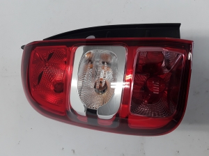 Dacia Duster (2010–2017) Eckleuchte hinten 265551679R - 2