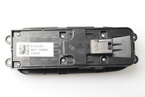 VOLVO C30 (2006–2013) Priekšējo durvju stikla slēdzis 31334361 - 4