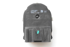 Opel Astra J (2009–2017) Mirror control switch 13271827 - 3