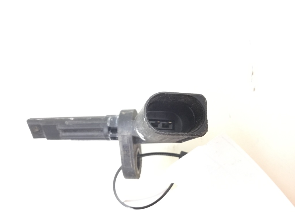Used AUDI A6 ABS sensor front 4B0927803D