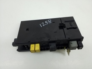 Mercedes Benz CLC-Class 203 (2001–2007) Fuse box in the trunk A2035451801 - 3