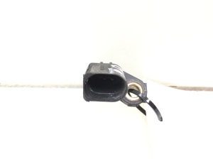 Volkswagen Passat B6 (2005–2010) Front ABS sensor 7H0927804 - 2