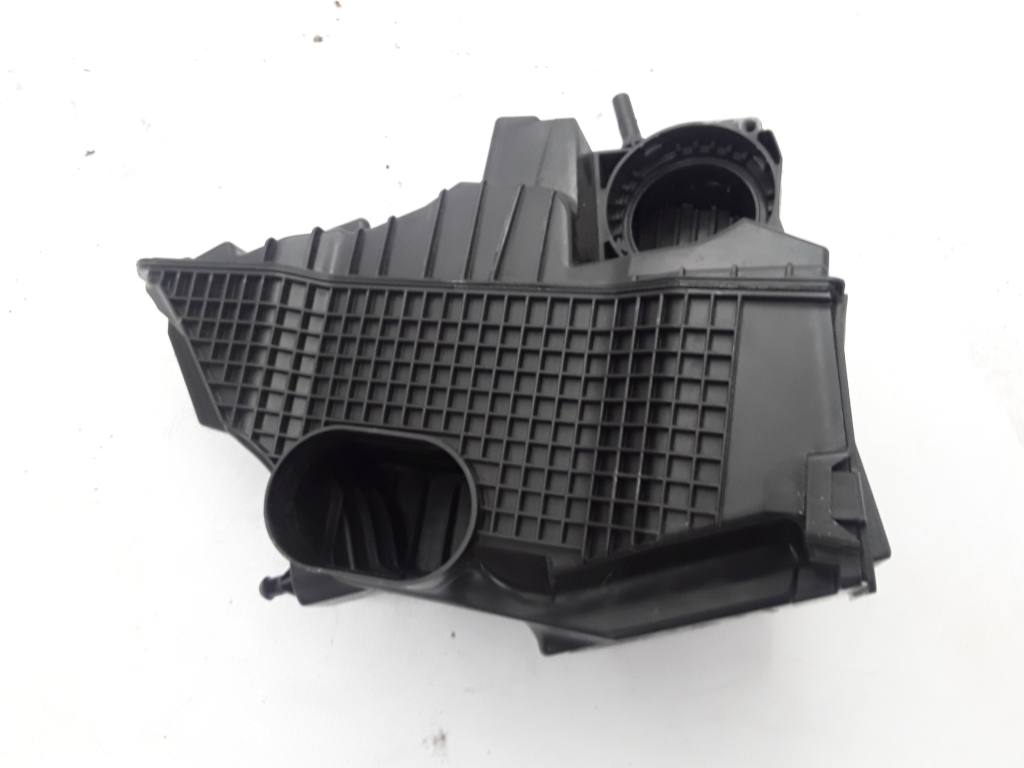 Used Dacia Sandero Air filter housing 165001258R
