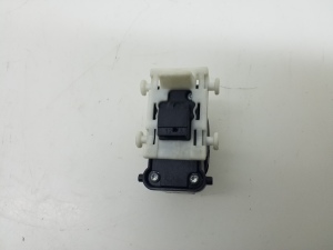 Mercedes Benz CLC-Class 203 (2001–2007) Rear side door window switch A2038200210 - 2