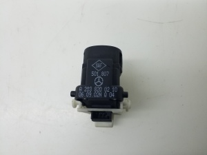 Mercedes Benz CLC-Class 203 (2001–2007) Rear side door window switch A2038200210 - 3