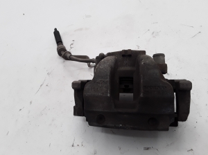 VOLVO V90 (2016–2026) Front brake caliper 31471664 - 2