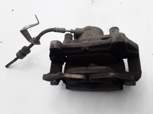VOLVO V90 (2016–2026) Front brake caliper 31471663 - 3