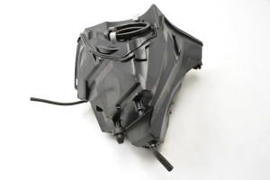 Boîtier de filtre à air et ses pièces - 8K0133837B