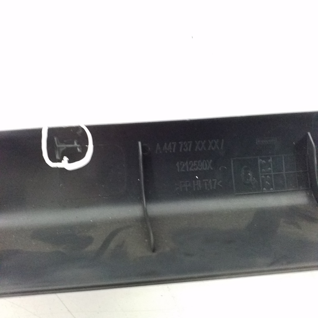 MERCEDES-BENZ Vito W447 (2014-2023) Tailgate Cover Trim A44773706609051, A4477370660 21591359