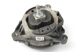 Engine mount - 678765704