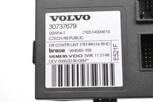 VOLVO S40 II (2004–2013) Front door window regulator motor 30737679 - 3