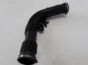  Air intake hose 