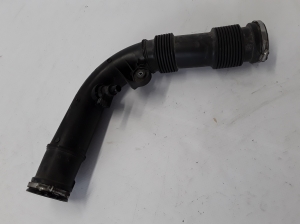  Air intake hose 