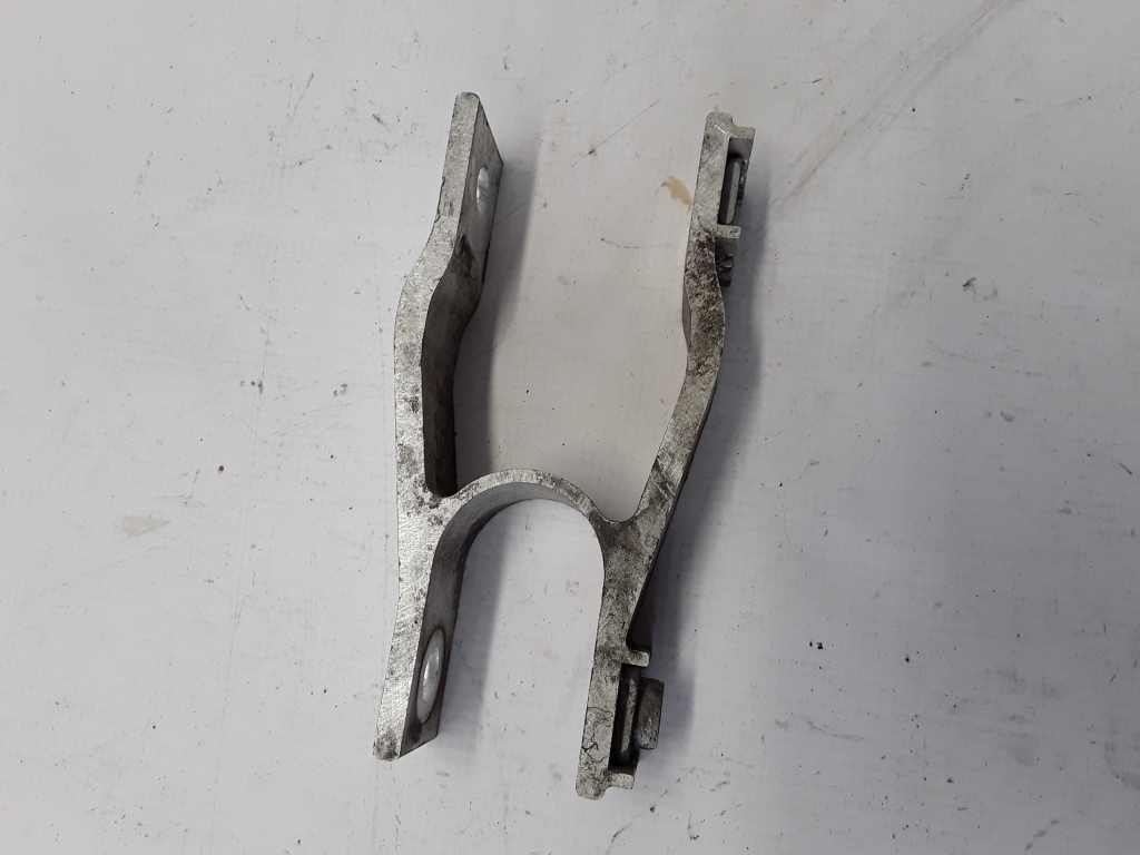 VOLVO V90 Engine Bracket Right Side 31339951