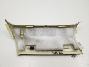 Mercedes Benz GLK-Class 204 (2008–2015) Tagumise toe sisekujundus A2046901026 - 2