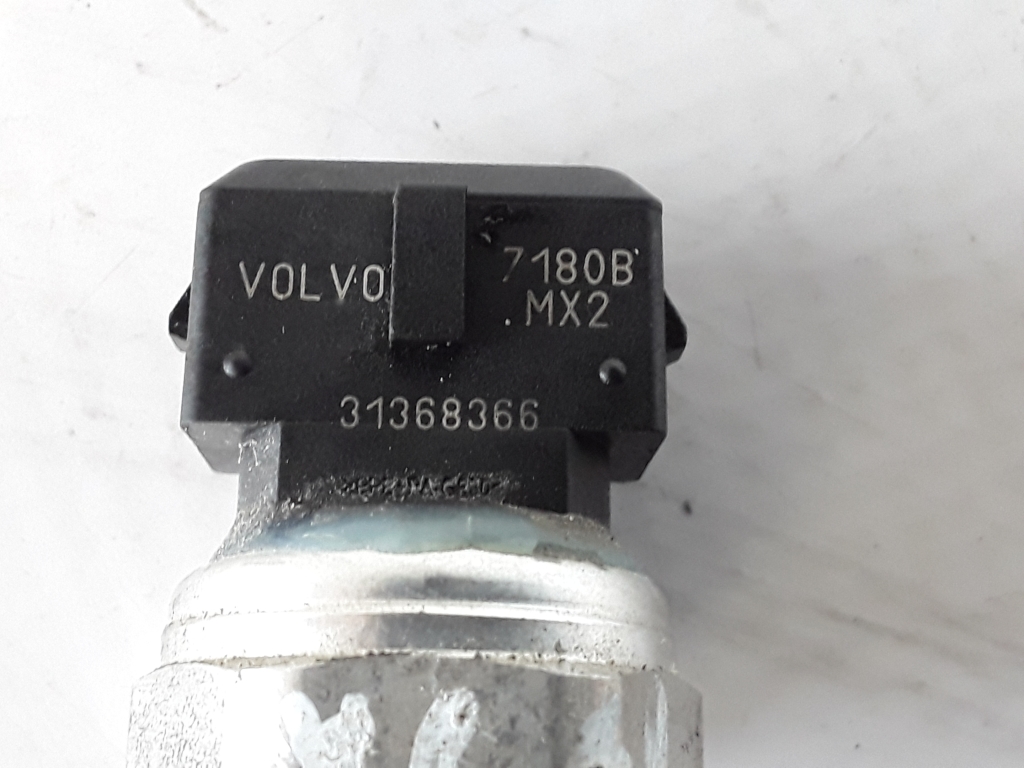 VOLVO XC60 2 generation (2017-2024) Датчик давления кондиционера 31368366 22380990