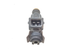 Porsche Cayenne (2002–2010) Fuel injector - 2