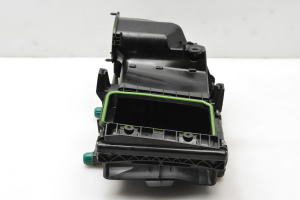 Mercedes Benz C-Class 205 (2014–2021) Luftfiltergehäuse A6540900001 - 3
