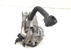 Volkswagen Passat B6 (2005–2010) AGR-Ventilkühler 038131513AD - 3