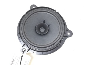   Rear side door speaker 