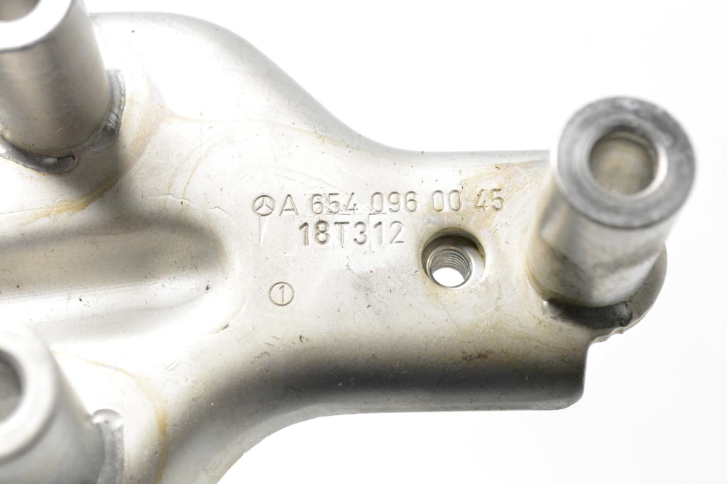 Used Mercedes Benz C-Class Turbine holder A6540960045