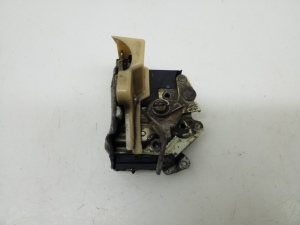 Mercedes Benz E-Class W124 (1985–1995) Rear side door lock A1247300135 - 2