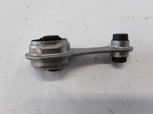 Engine mount - 112385698R