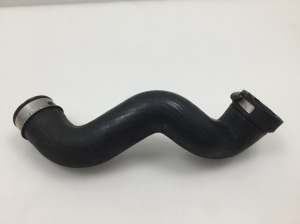 AUDI A4 B7 (2004–2008) Intercooler hose 8E0145737E - 3
