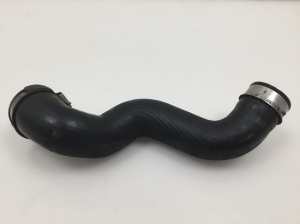 AUDI A4 B7 (2004–2008) Intercooler hose 8E0145737E - 2