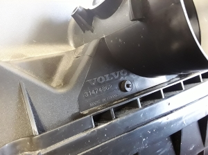 VOLVO V90 (2016–2026) Luftfiltergehäuse 31474862 - 4