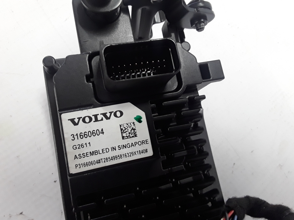 VOLVO V90 2 generation (2016-2024) Distronique 31660604 22380896