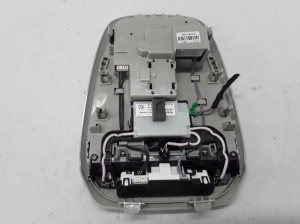 VOLVO V90 (2016–2026) Eesmine sisevalgustuspaneel 31443745 - 4