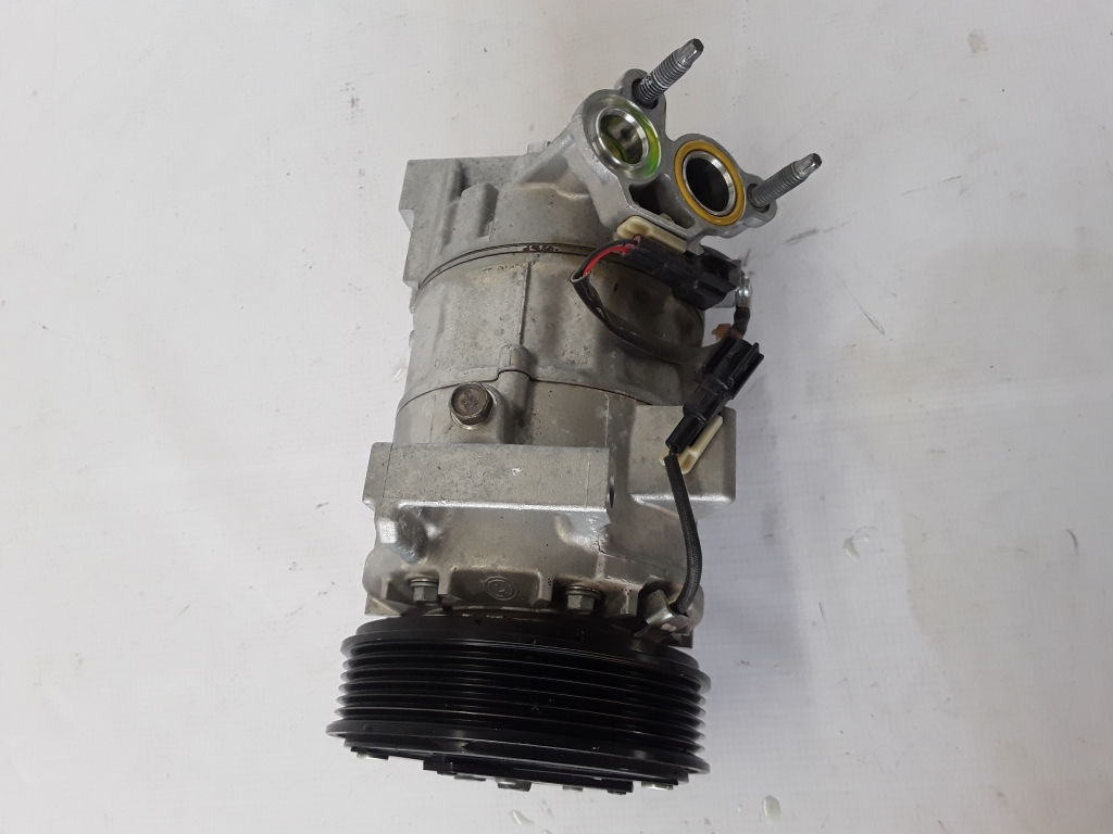 Used VOLVO XC60 Air conditioner compressor 31404446 Used VOLVO XC60 Air conditioner compressor 31404446