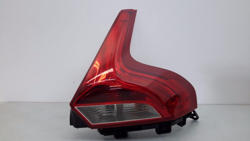 VOLVO V40 2 generation (2012-2020) Rear Right Taillight Lamp 31283340 20975303