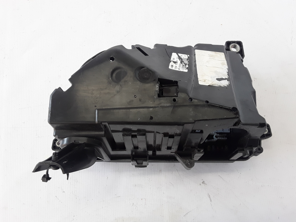 VOLVO XC60 2 generation (2017-2024) Support de boîte à fusibles 31398000 22381513