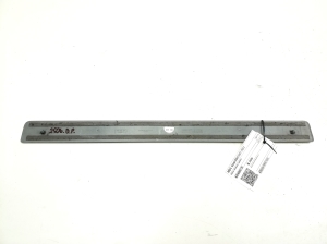 Mercedes Benz C-Class 204 (2007–2014) Inner sill trim A2046800135 - 3