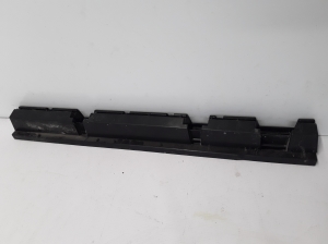  Exterior sill trim bracket 