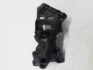 RENAULT Clio IV (2012–2019) Tagakaitseraua kinnitus 850456409R - 4