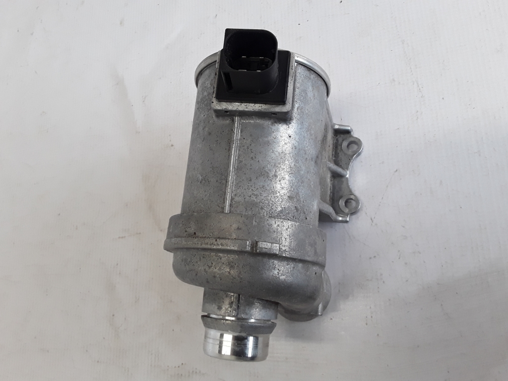 VOLVO V90 2 generation (2016-2024) Water Pump 31368715 22381415