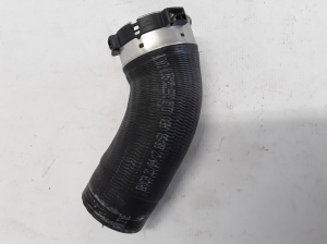  Intercooler hose 