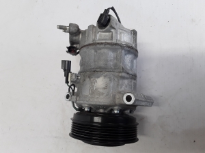  Air conditioner compressor 