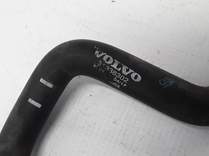 VOLVO V90 (2016–2026) Käigukasti jahutusvoolik 31338302 - 4