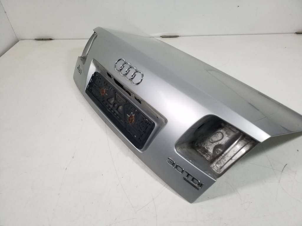 AUDI A8 D3/4E (2002-2010) Coffre arrière 4E0827023A 21592760